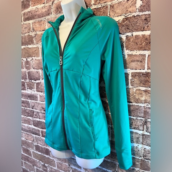 womens zip-up - Picture 6 of 9